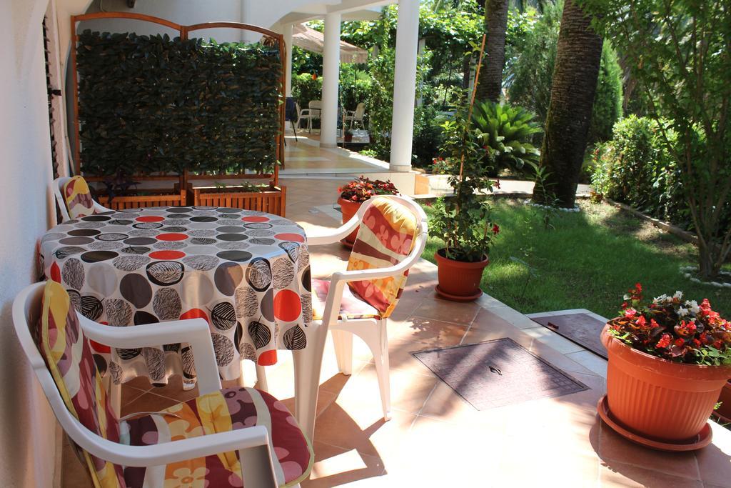 Apartmani I Sobe Goca แฮร์เซ็ก-โนวี ภายนอก รูปภาพ