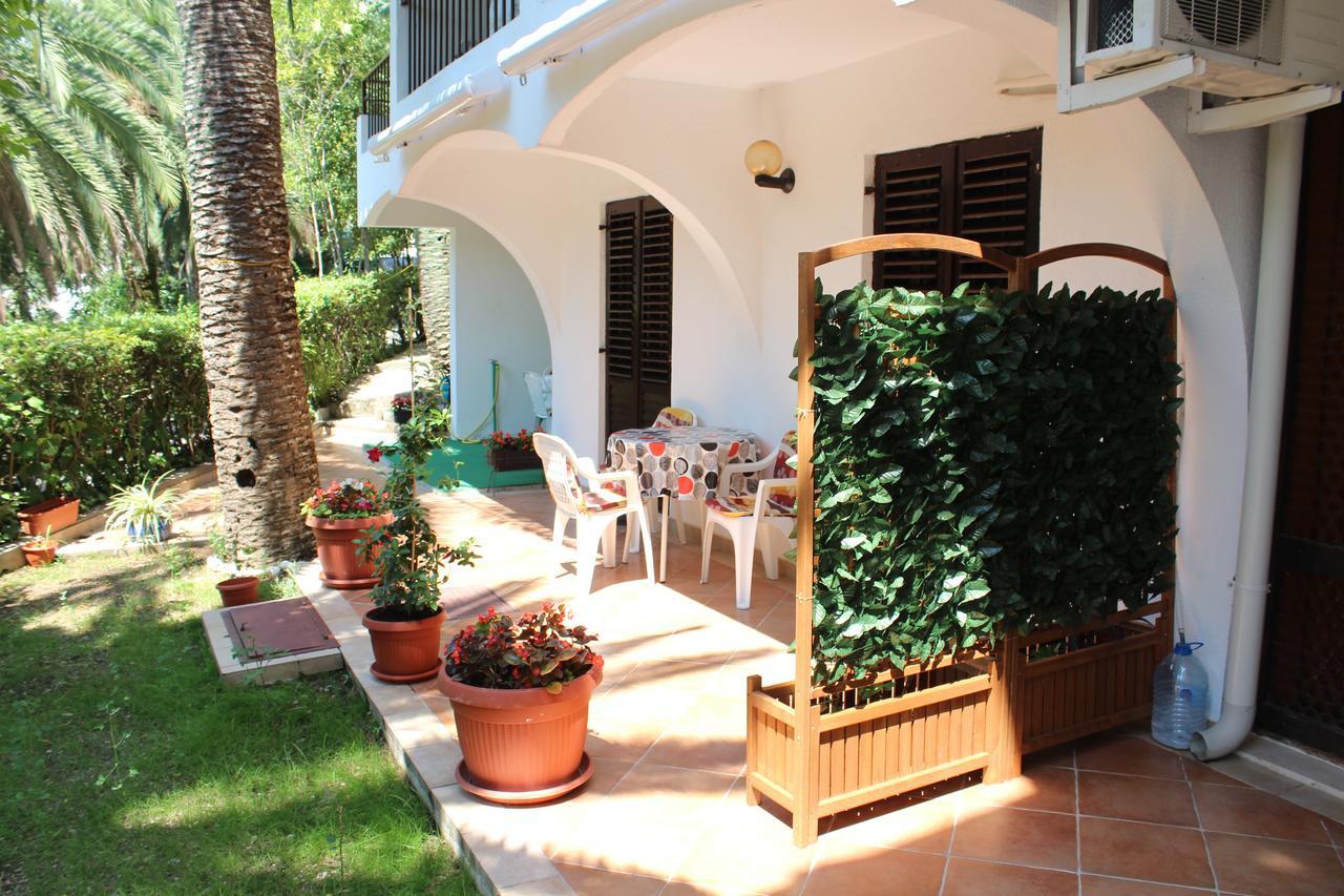 Apartmani I Sobe Goca แฮร์เซ็ก-โนวี ภายนอก รูปภาพ