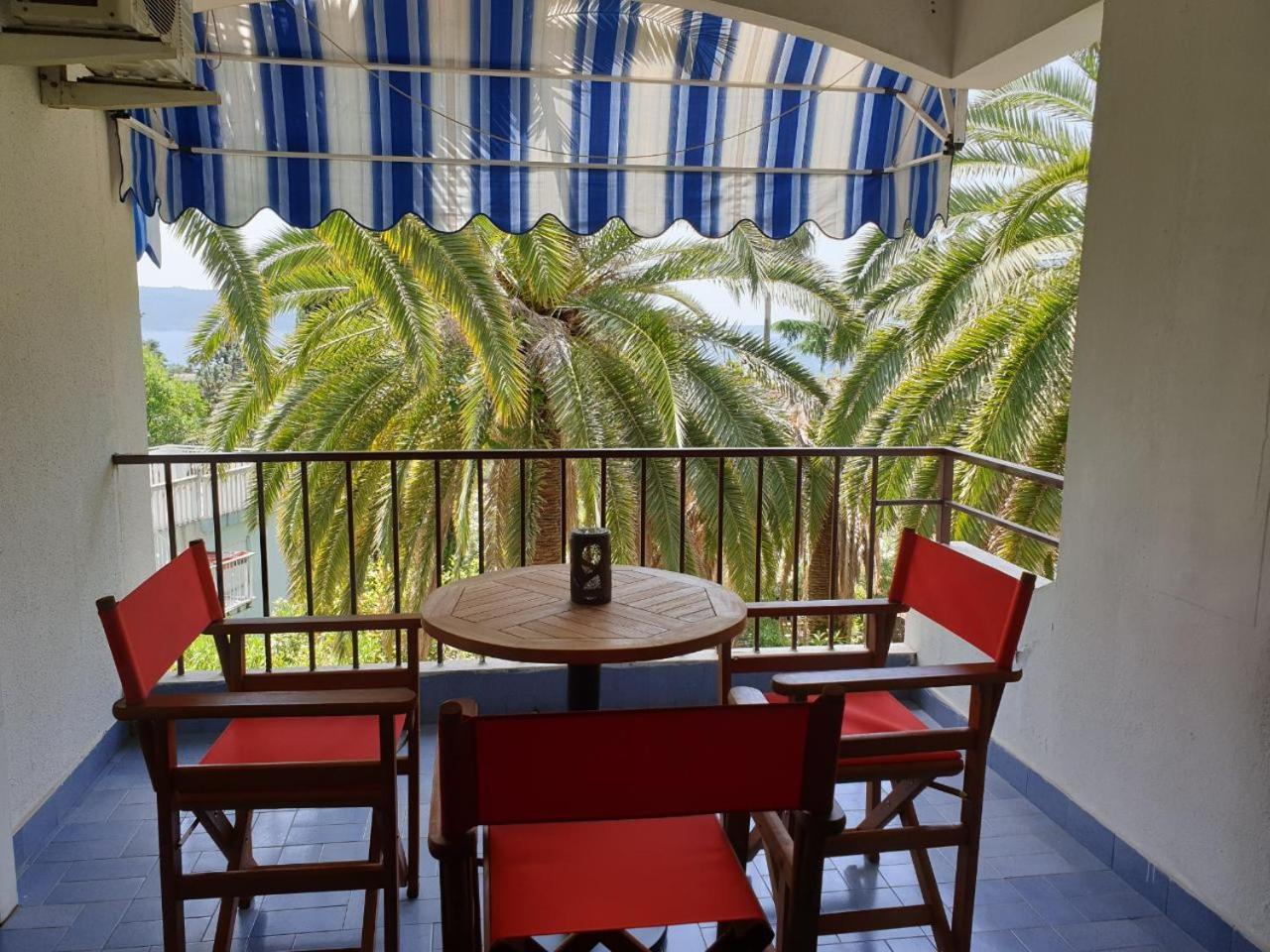 Apartmani I Sobe Goca แฮร์เซ็ก-โนวี ภายนอก รูปภาพ