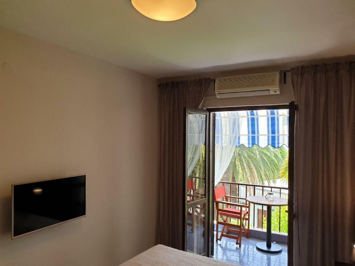 Apartmani I Sobe Goca แฮร์เซ็ก-โนวี ภายนอก รูปภาพ