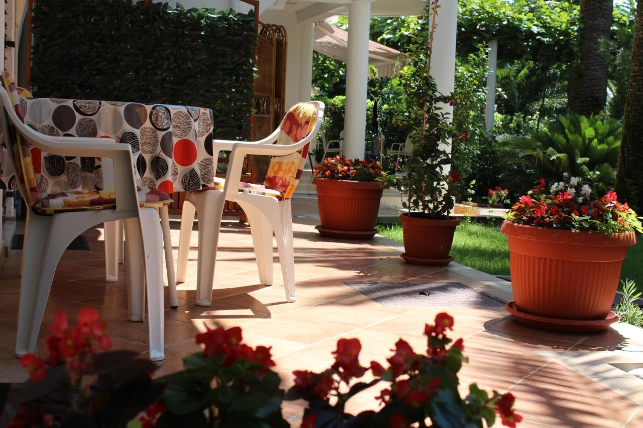 Apartmani I Sobe Goca แฮร์เซ็ก-โนวี ภายนอก รูปภาพ
